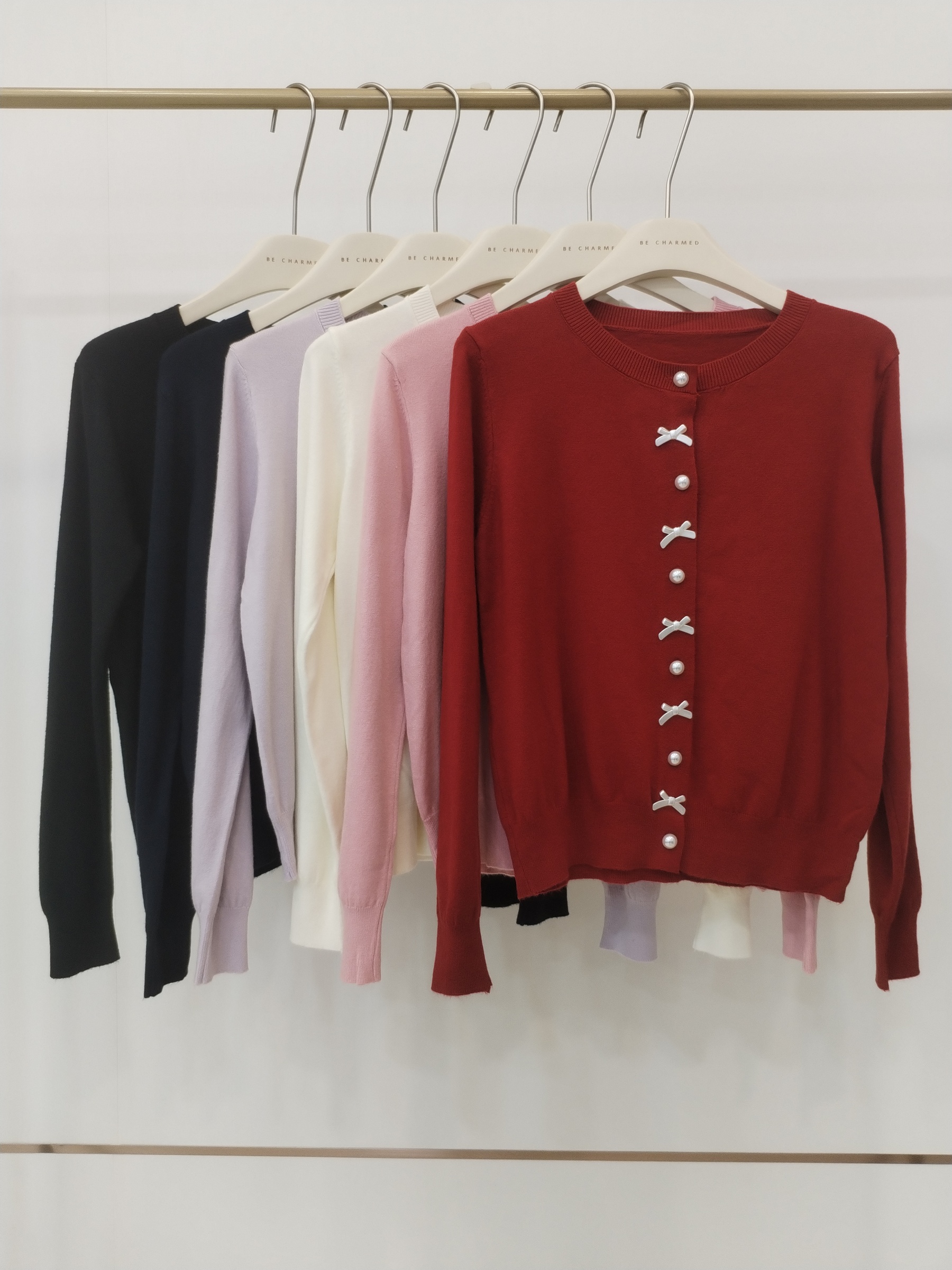 33291 Erla Bow Embellished Knit Cardigan (B 48-56cm; L 50cm)