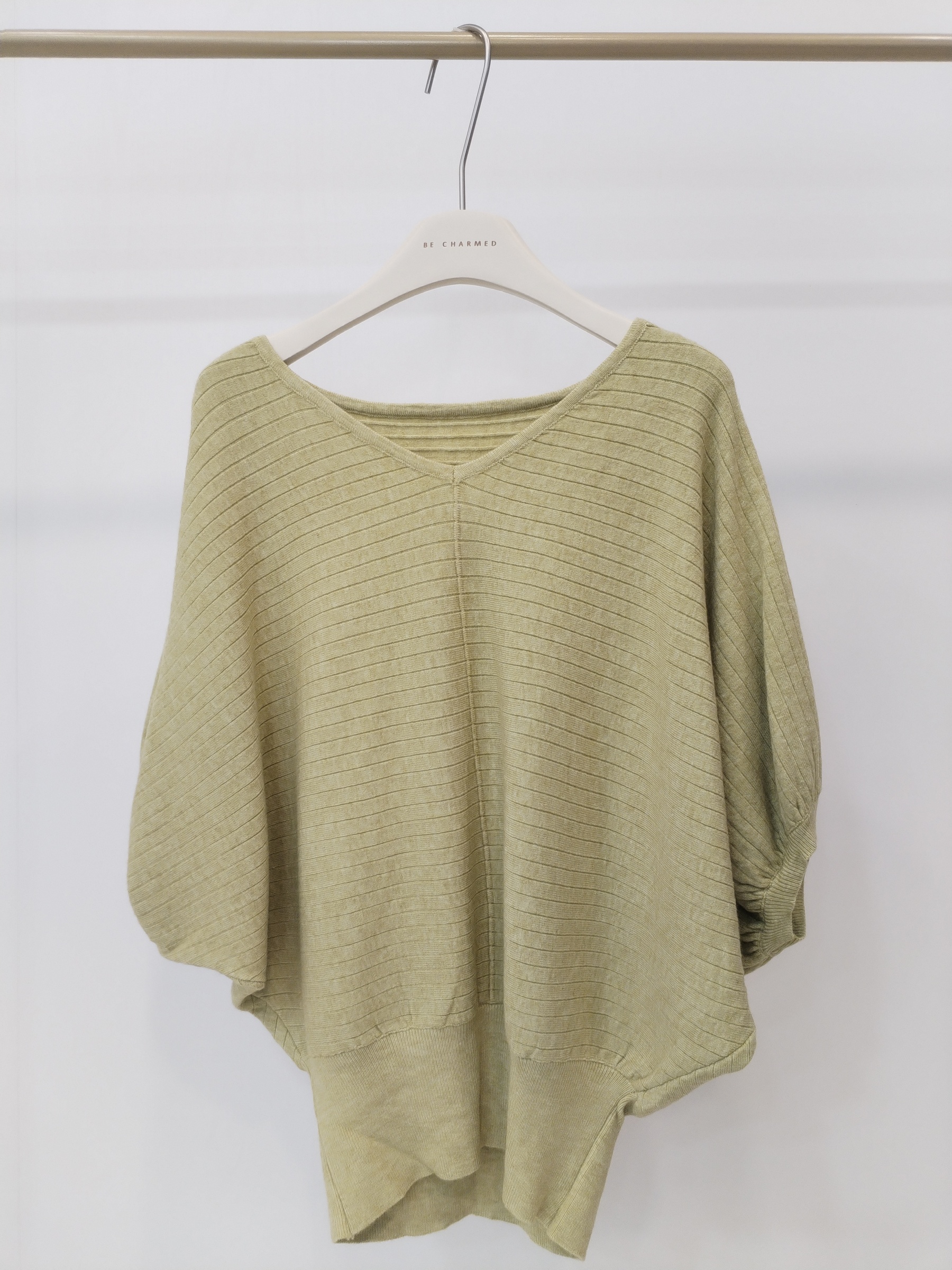 2526 Vannoline V- Neck Batwing Knit Top (B FS; L 59cm)