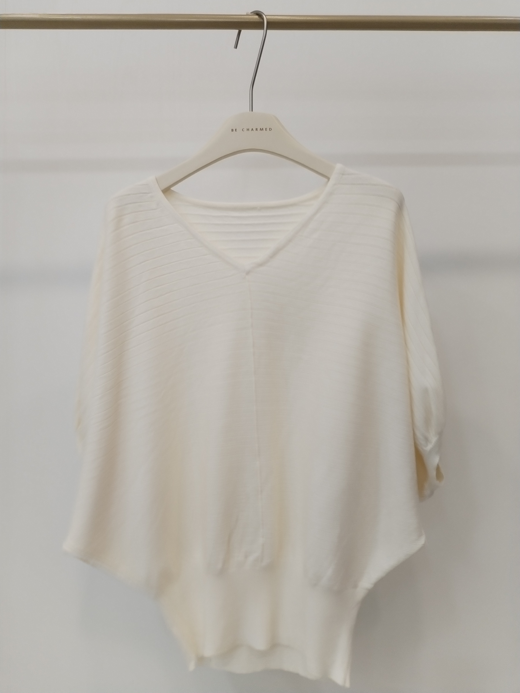 2526 Vannoline V- Neck Batwing Knit Top (B FS; L 59cm)