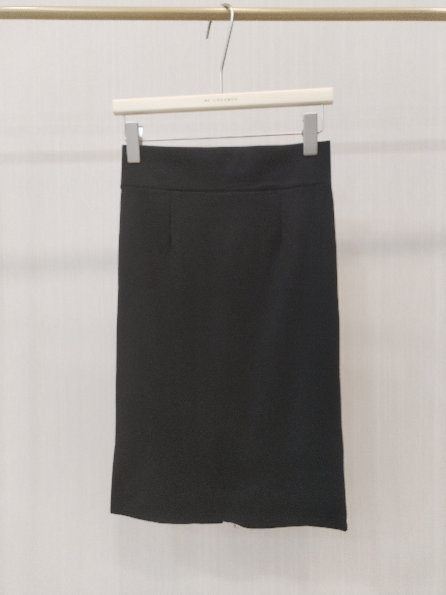 1121 Patsy Back Slit Pencil Skirt w Zipper (UW 33-38cm; H 37-47cm; L 57cm)