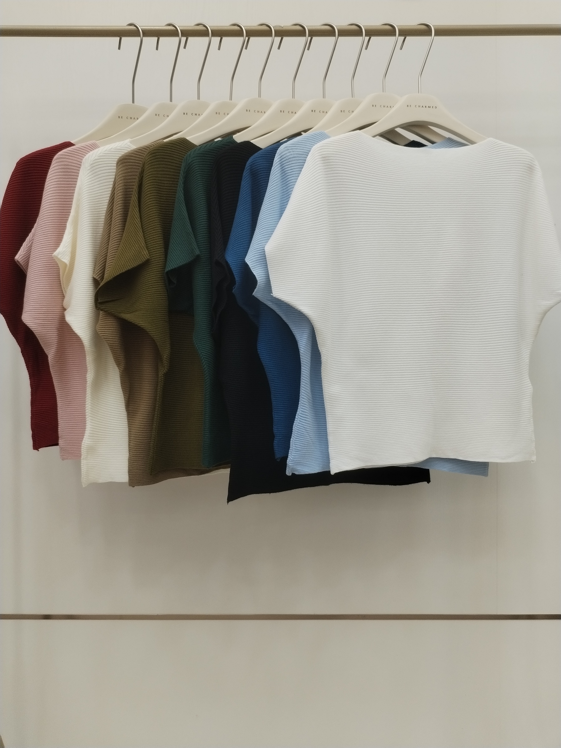 1033 Hanzetta Horizontal Ribbed Boat Neck Knit Top (B 55-60cm; L 53cm)