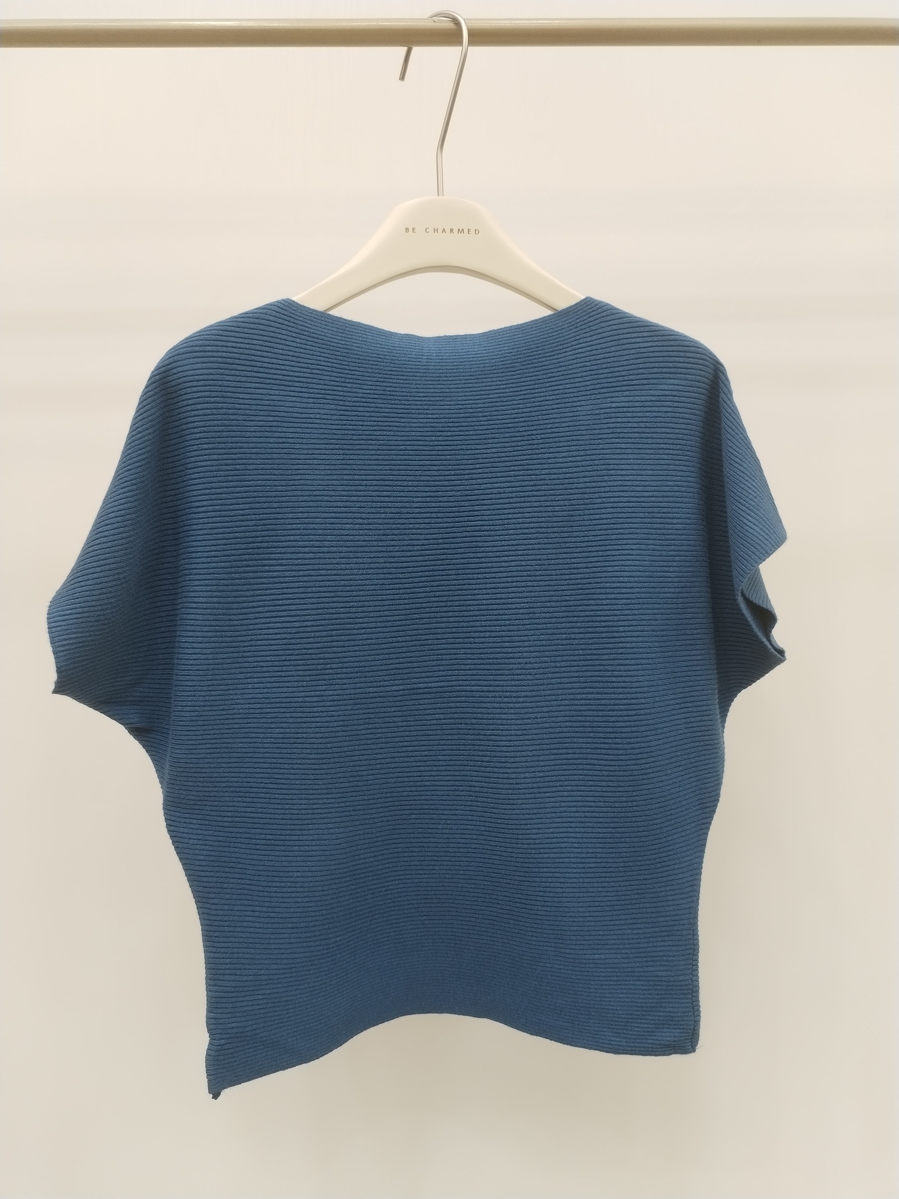 1033 Hanzetta Horizontal Ribbed Boat Neck Knit Top (B 55-60cm; L 53cm)