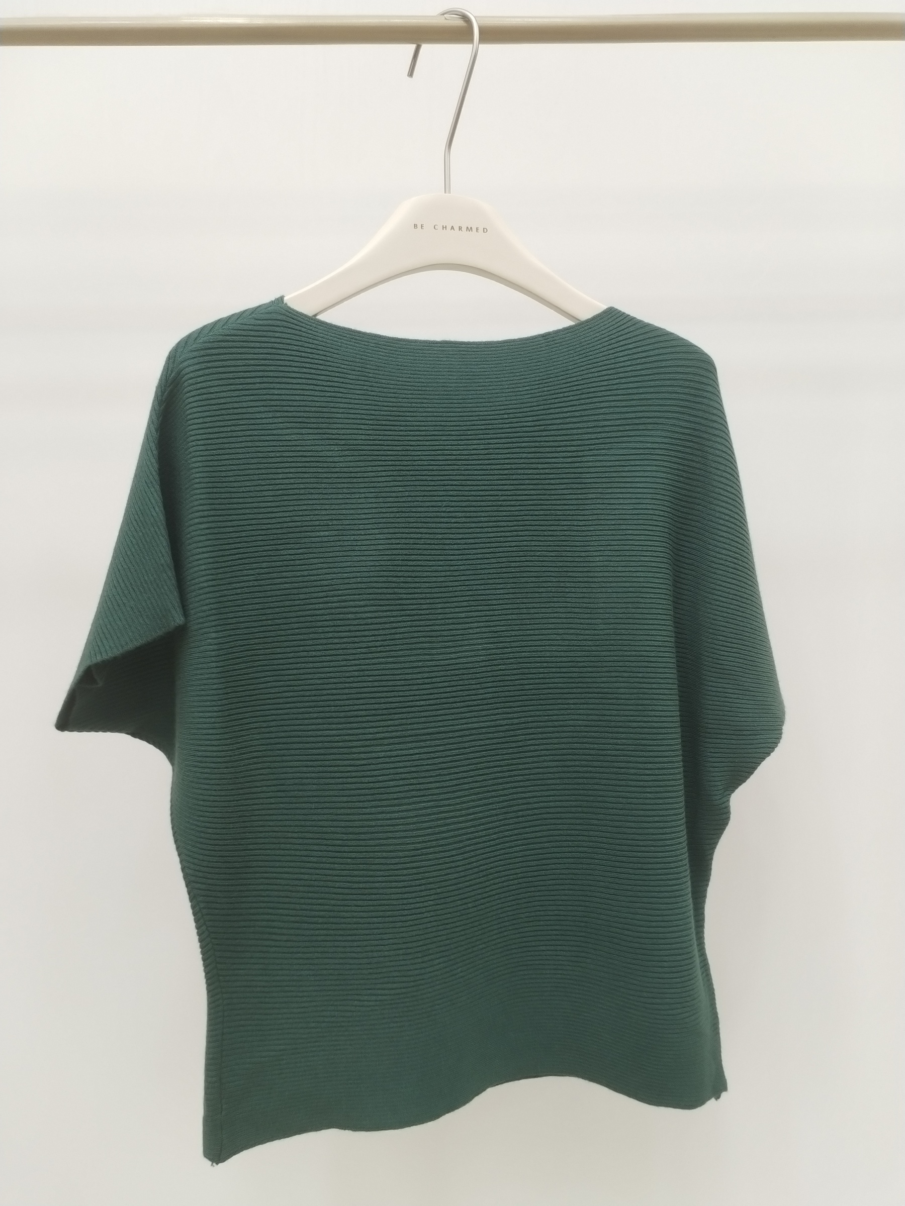 1033 Hanzetta Horizontal Ribbed Boat Neck Knit Top (B 55-60cm; L 53cm)