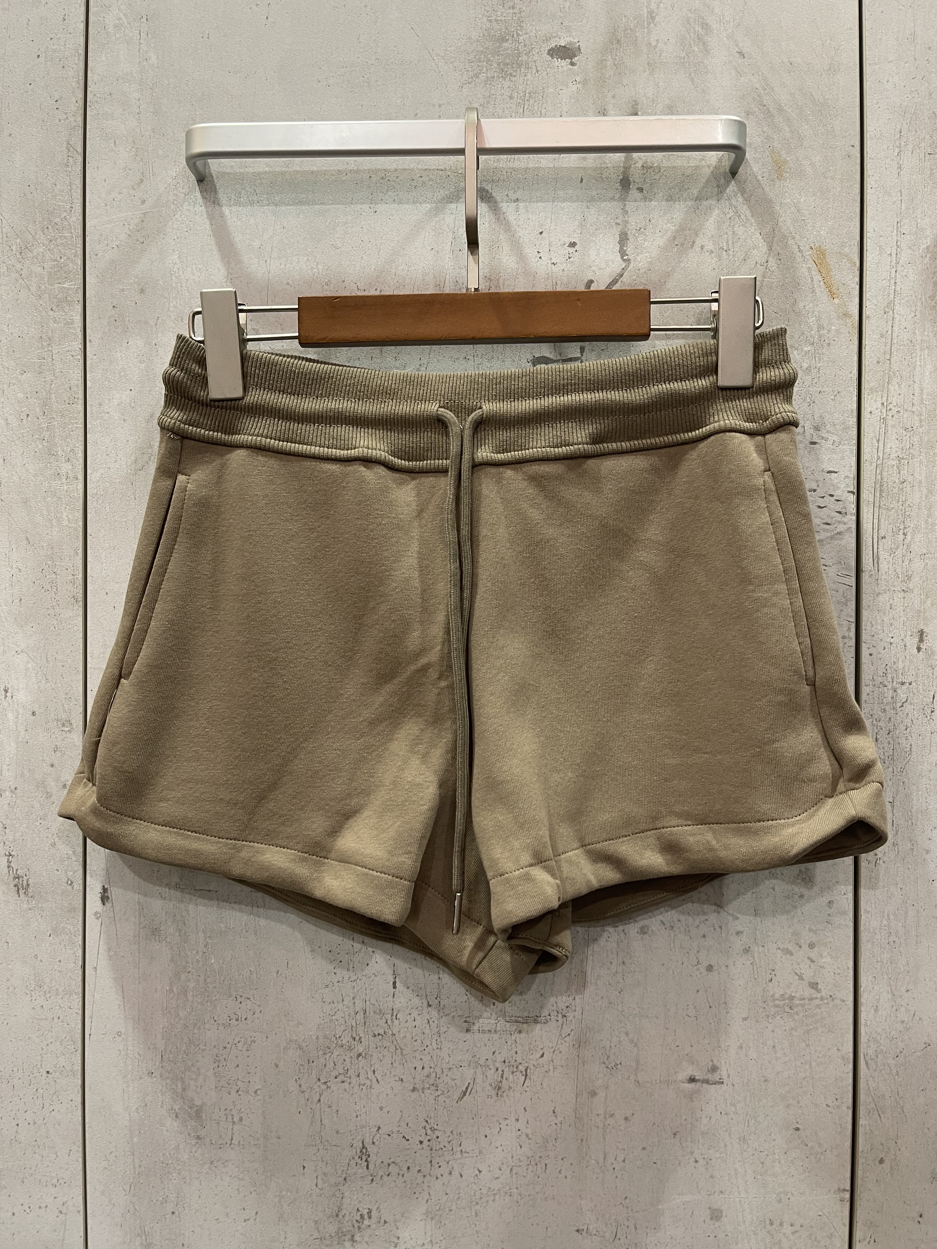 2554 Soraya Sporty Shorts W Adjustable Sash (UW 33-48cm; H 45-53cm; L 30cm)