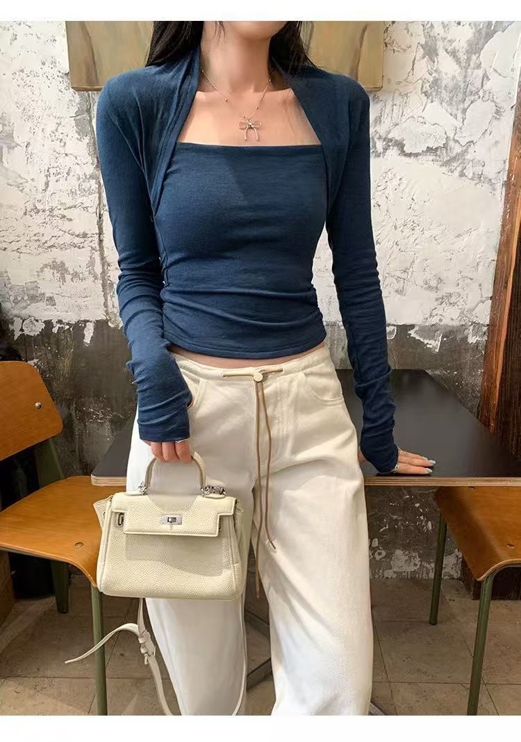 [Pre-Order] 250937 Queen Anne Neckline Long Sleeve Cotton Top w Thumbhole (B 35-55cm; L 50cm)