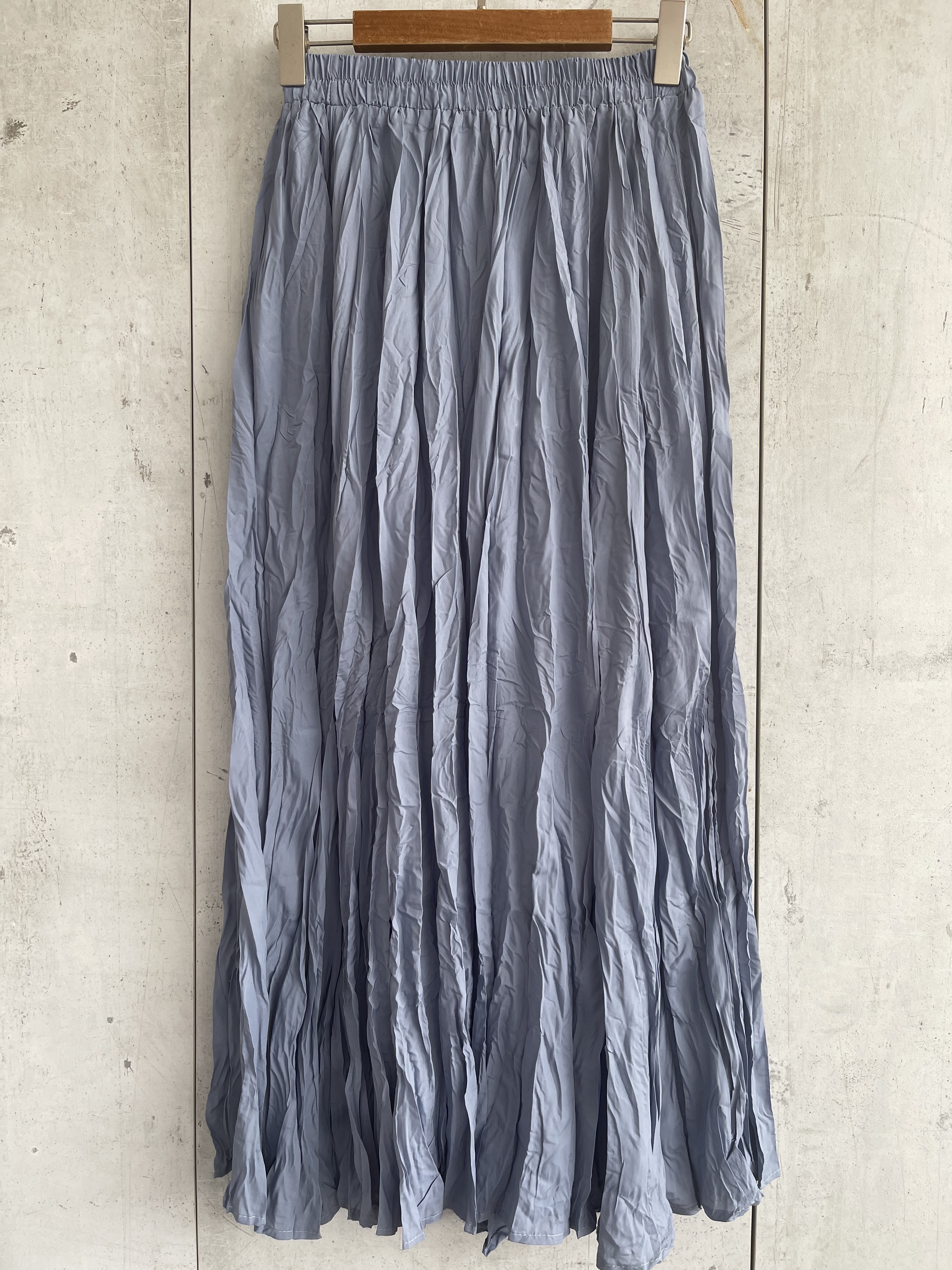 323 Madina Soft Crepe Midi Skirt (UW 31-47cm; H FS; L 86cm)