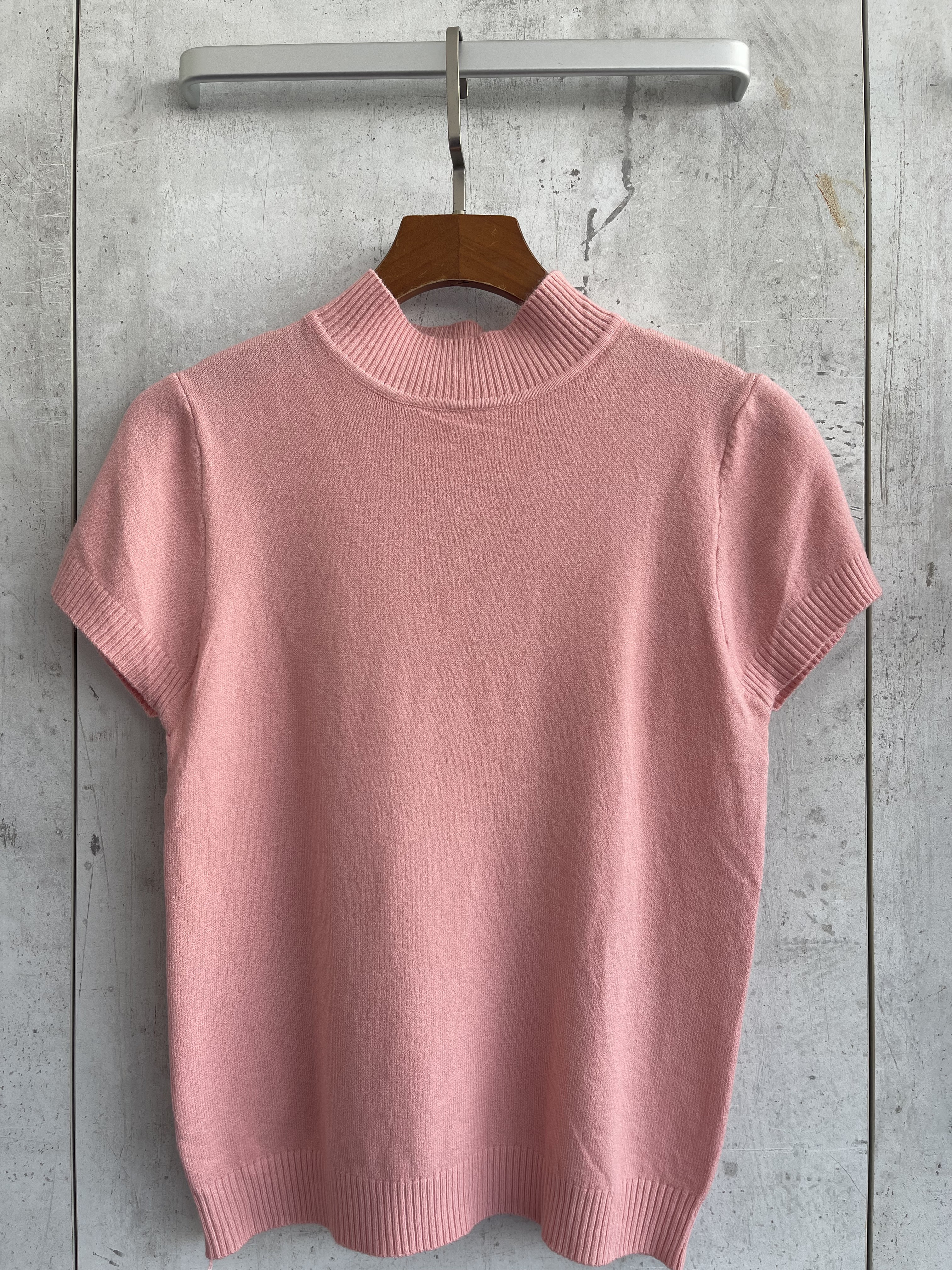 558: Basic High Neck Knit Top (B 36-48cm; L 50cm)