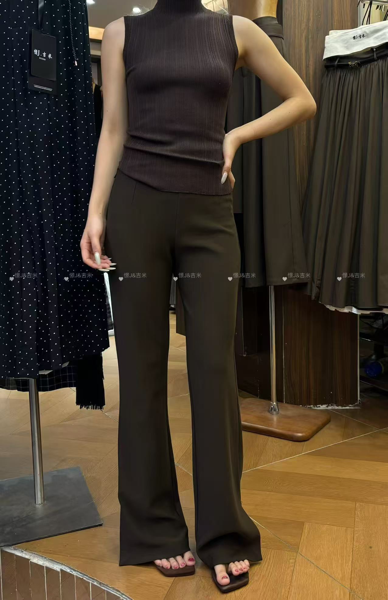GZ July Stream #susan: (PO) 2099 Micro Flare High-Waist Pants