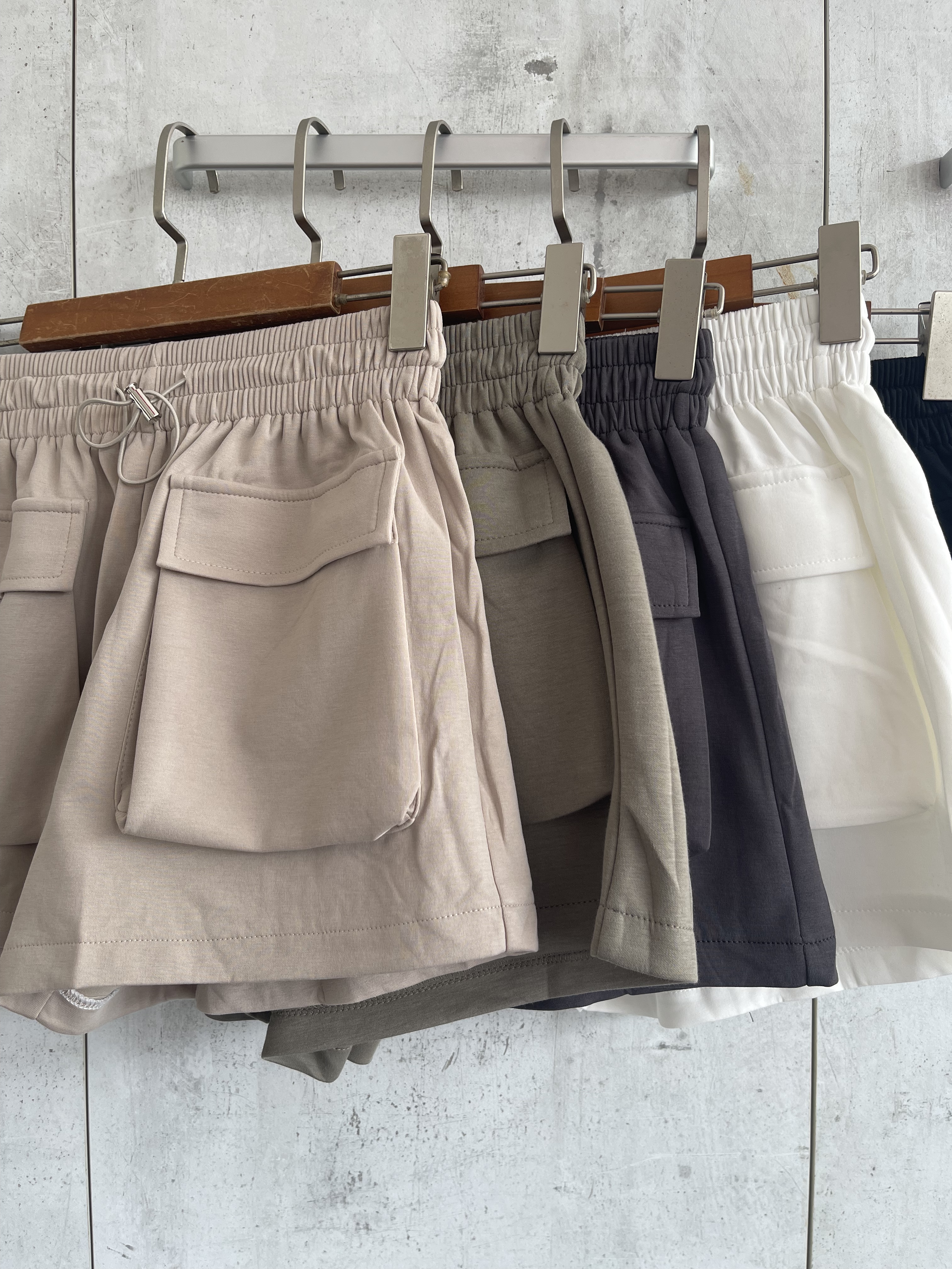 603 Sorayo Sporty Shorts W Adjustable Sash & Front Pockets (UW 30-50cm; H 46-56cm; L 33cm)