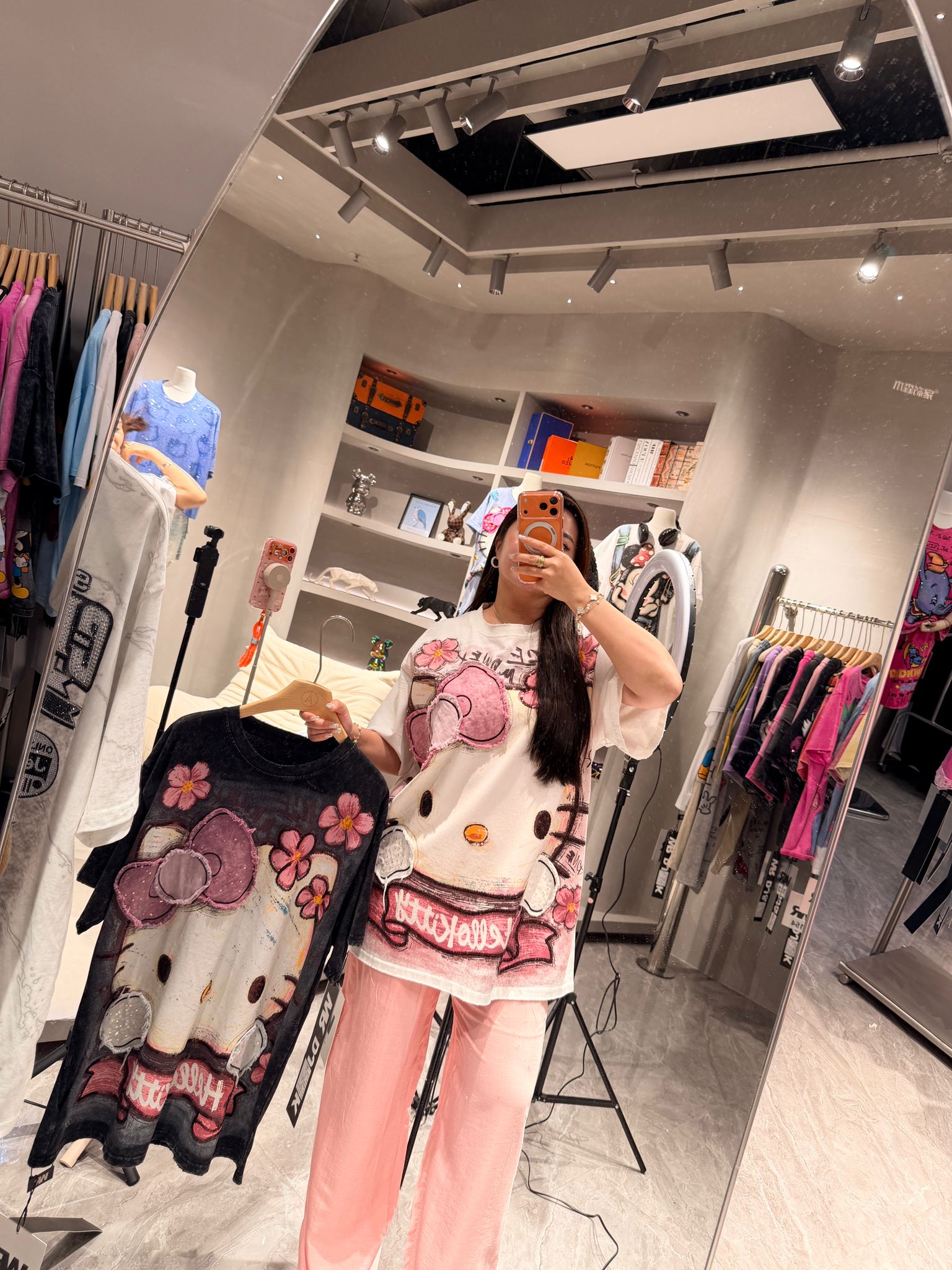 GZ May Stream #24: (PO) K030 Hello Kitty Oversized Tee (B58cm,L75cm)