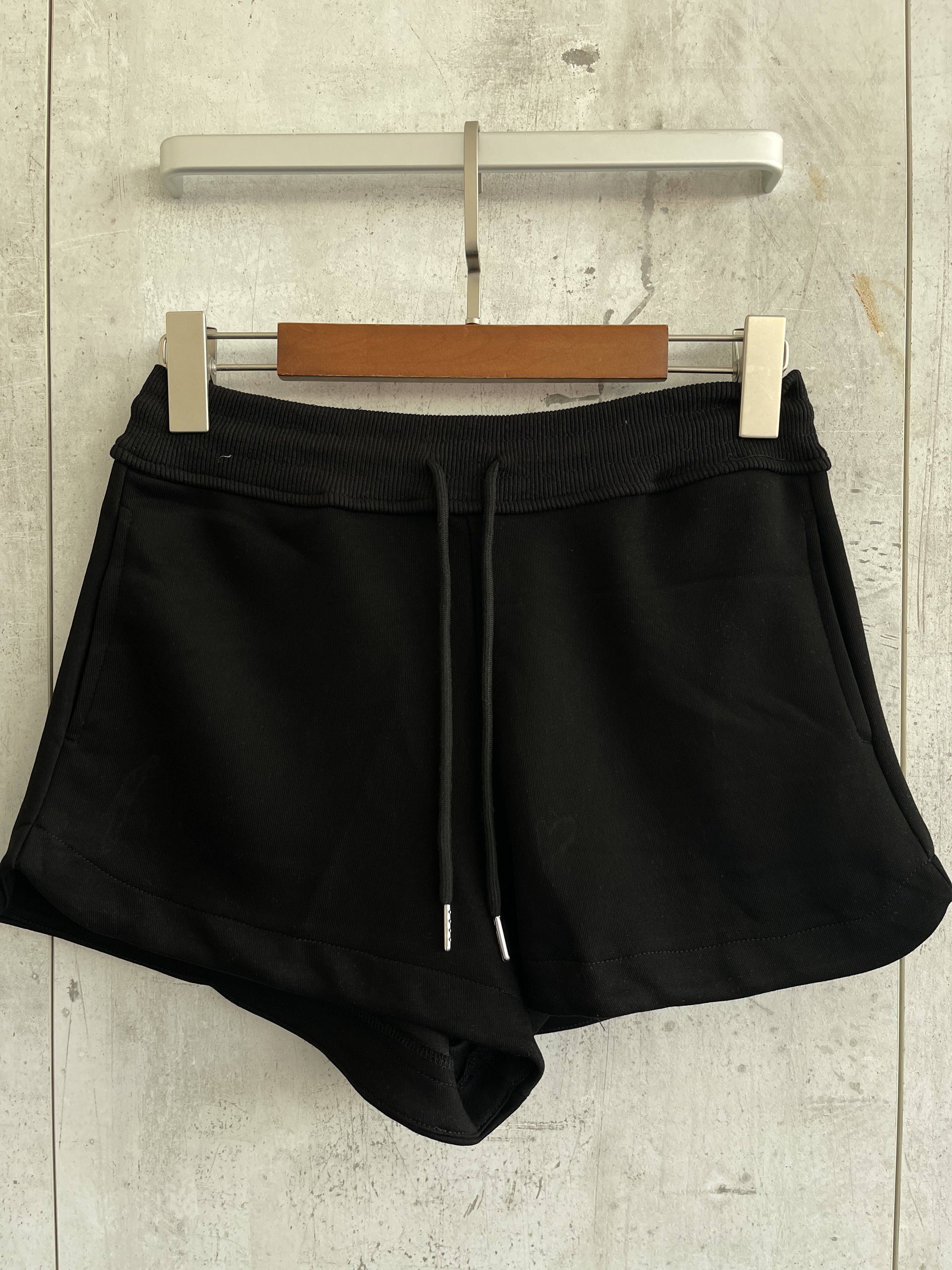2554 Soraya Sporty Shorts W Adjustable Sash (UW 33-48cm; H 45-53cm; L 30cm)