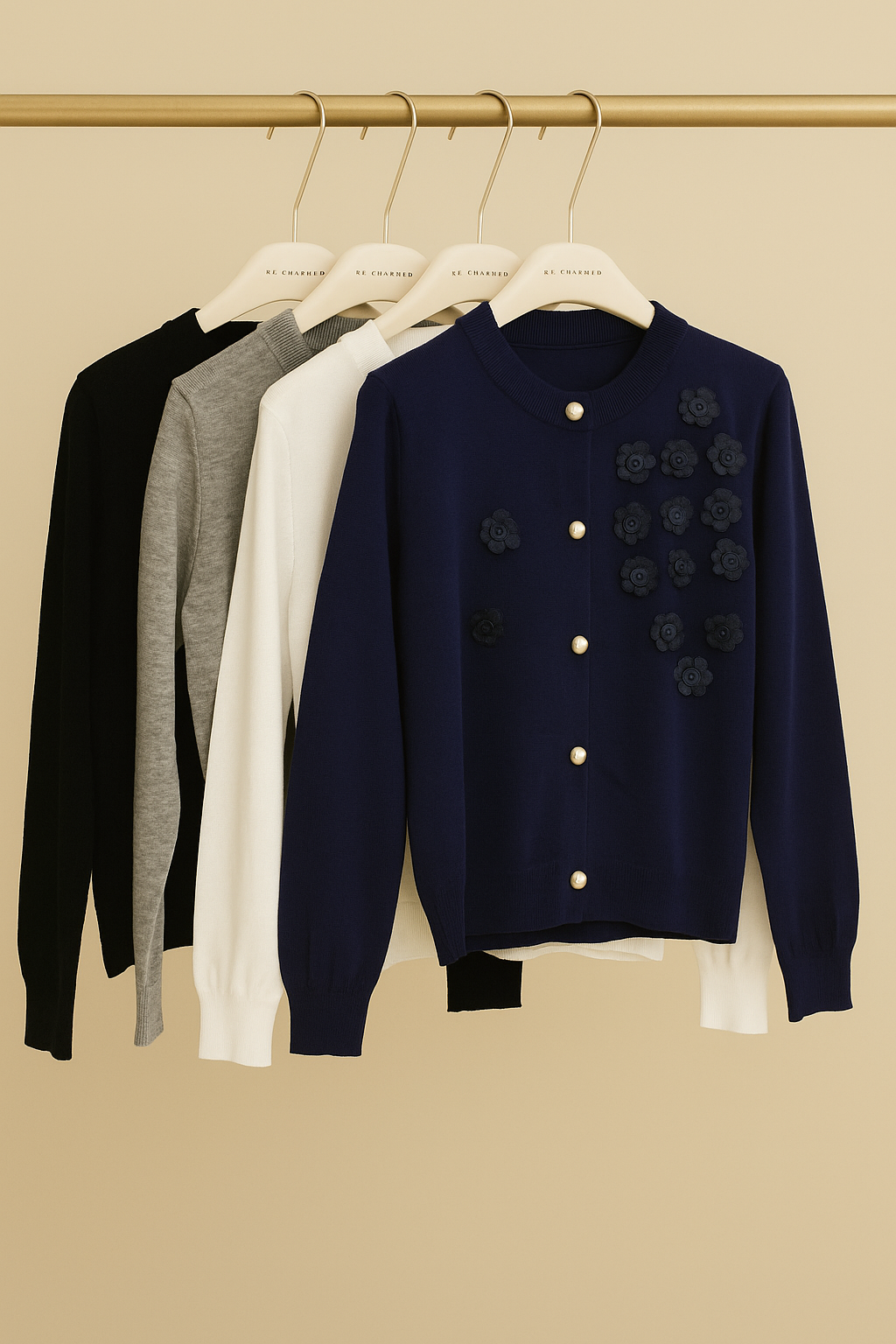 2538 Fiova Floral Embellished Knit Cardigan (B 48-56cm; L 56cm)