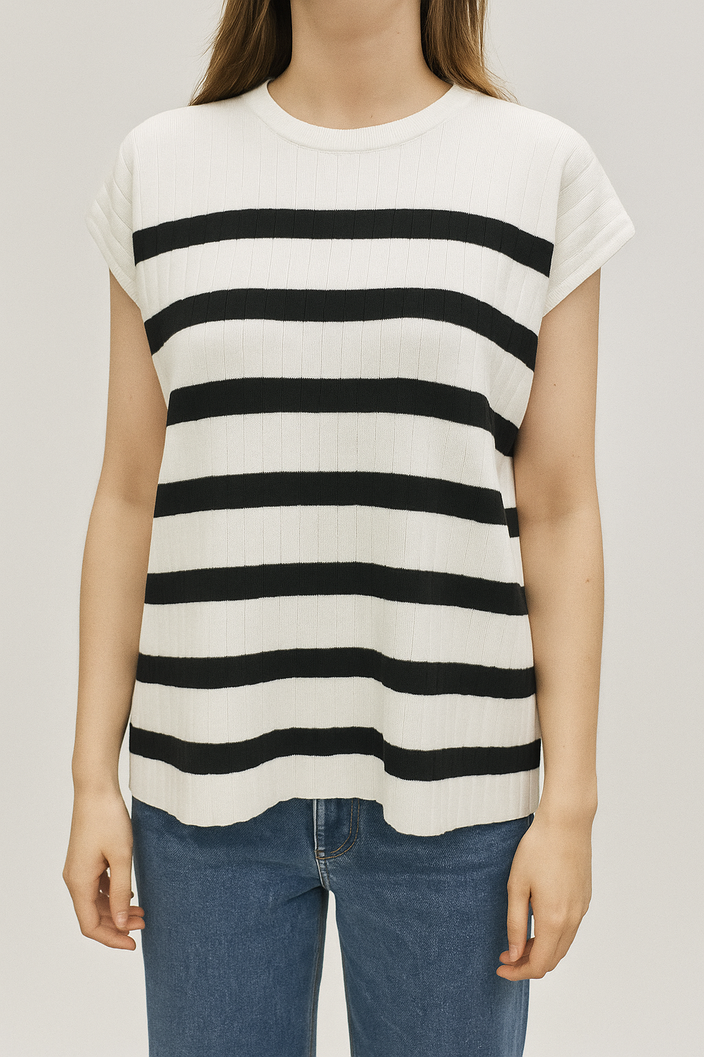YH615 Sevyn Sleeveless Striped Knit Top (B 51-61cm; L 57cm)