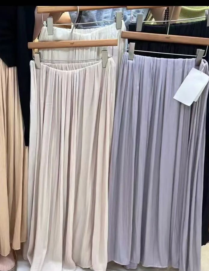 GZ May Stream #10: (PO) 9062 Satin Skirt (UW 47-60cm; H FS)