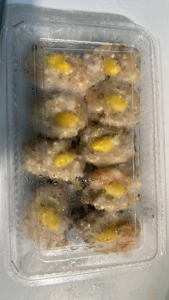 Mushroom with Chicken and Prawn / 香菇包鸡肉和虾 (10Pcs)