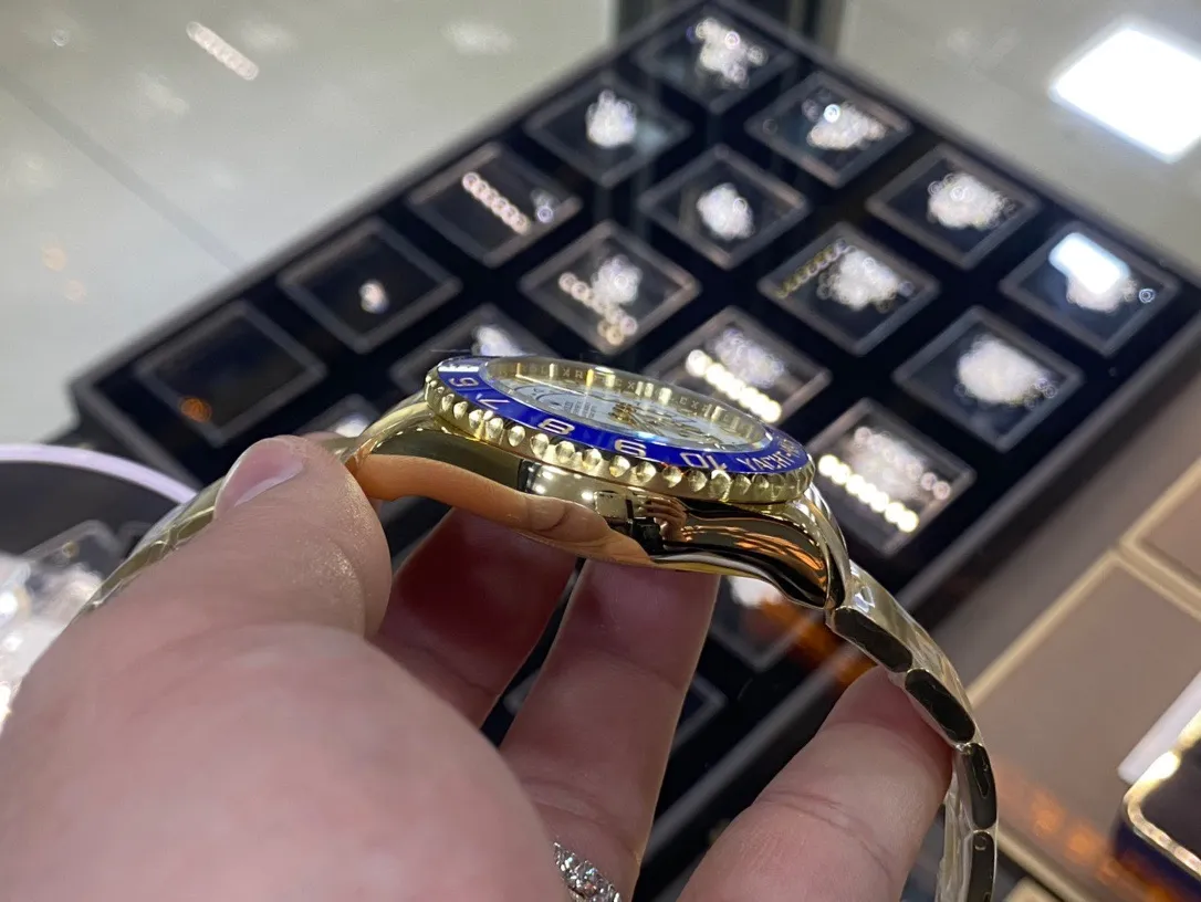 VIP私人定制18K金镶钻