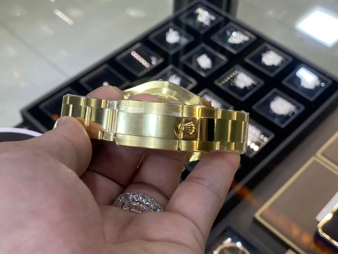 VIP私人定制18K金镶钻