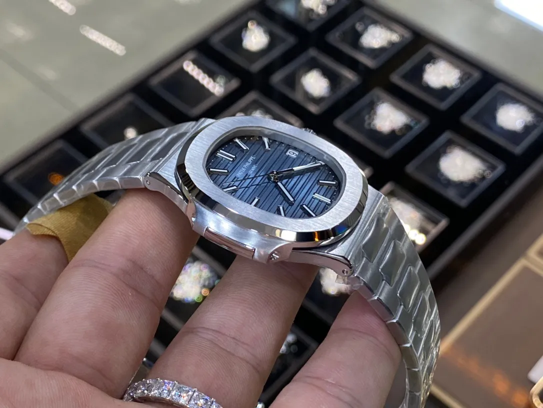 VIP私人定制18K金镶钻