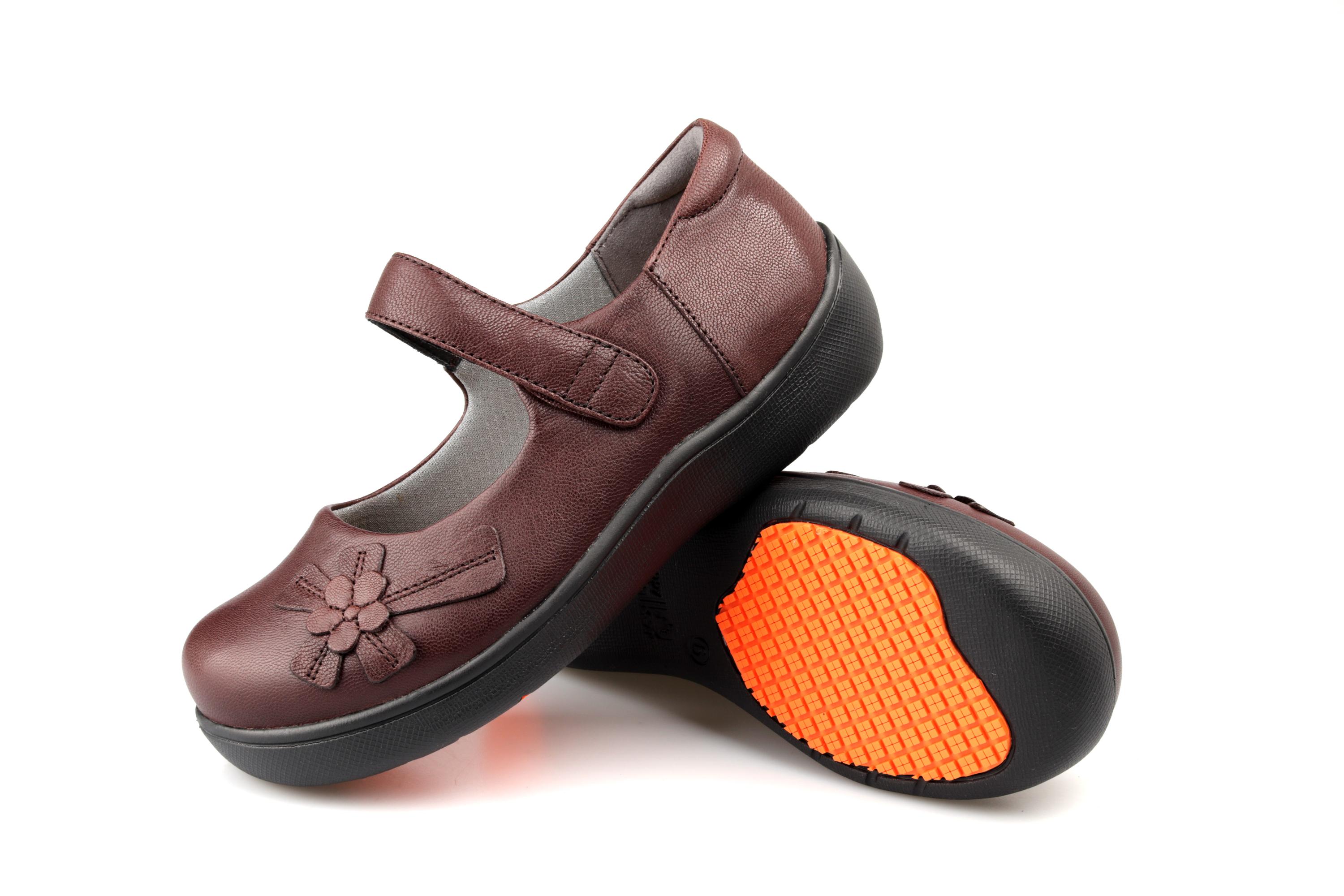 SoleCrafter-Brown-HAPPY WALKER