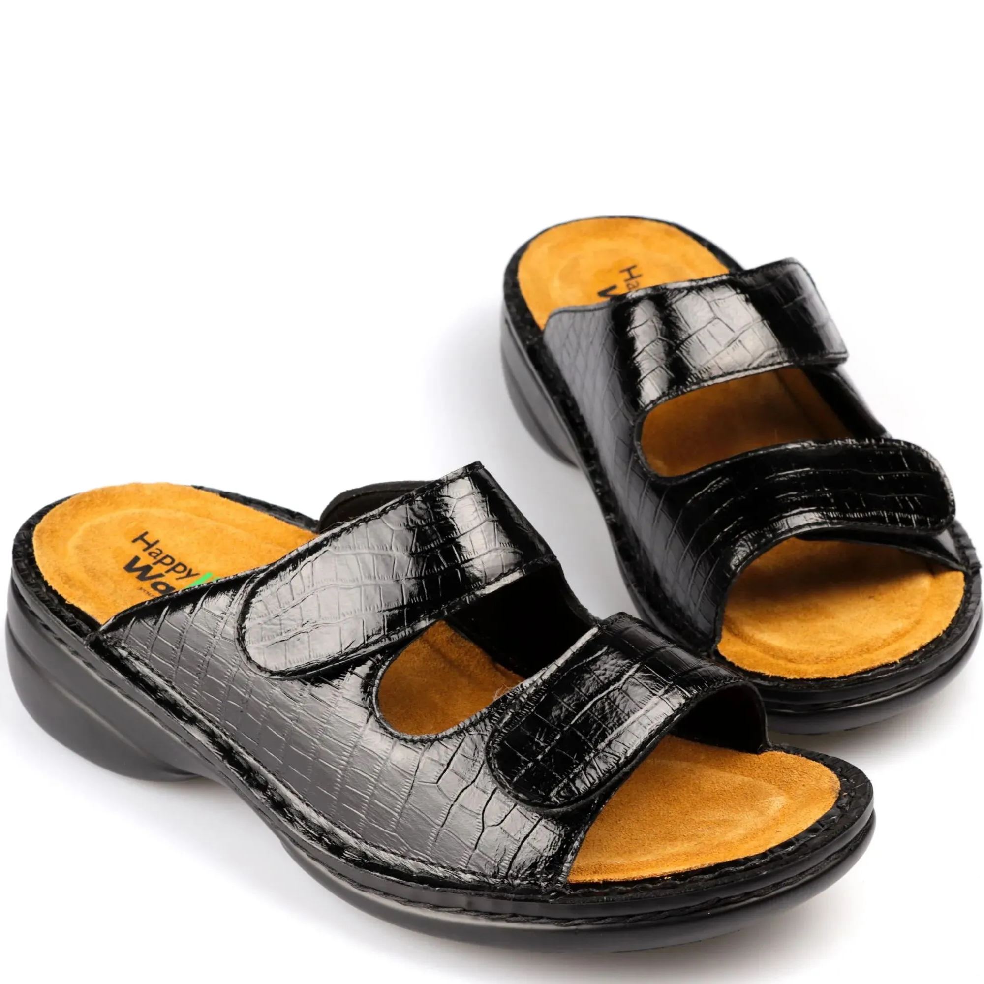 Delhi-Black Embossed-HAPPY WALKER