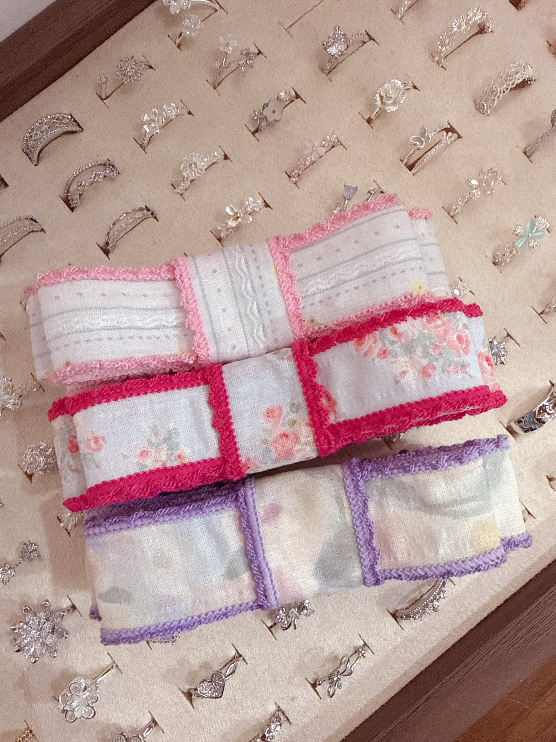 [Acc💍] 花紋布蝴蝶結香蕉夾 🇰🇷 - IB490018