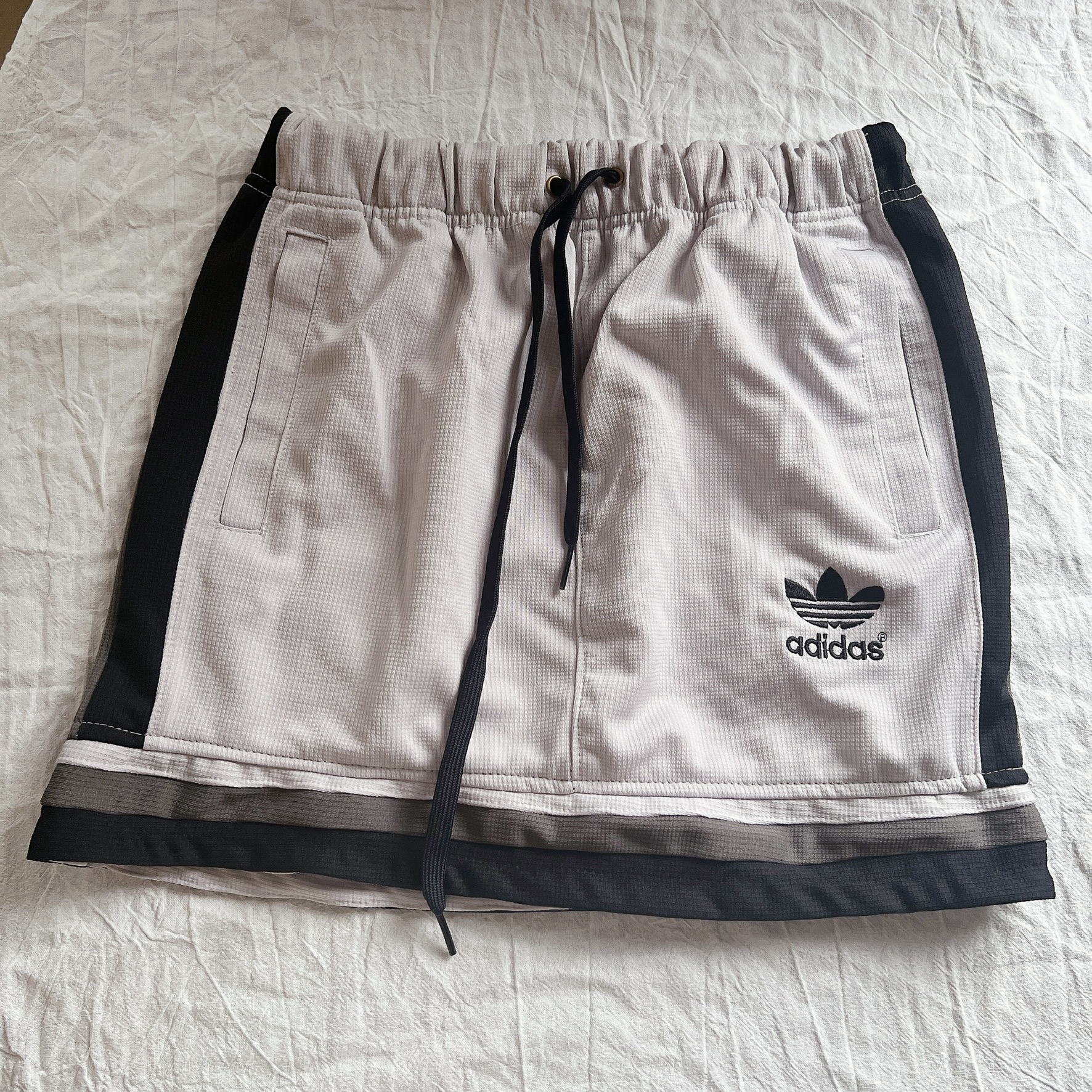 🇹🇭【現貨】Vintage系列．Y2K風運動半身裙(01)