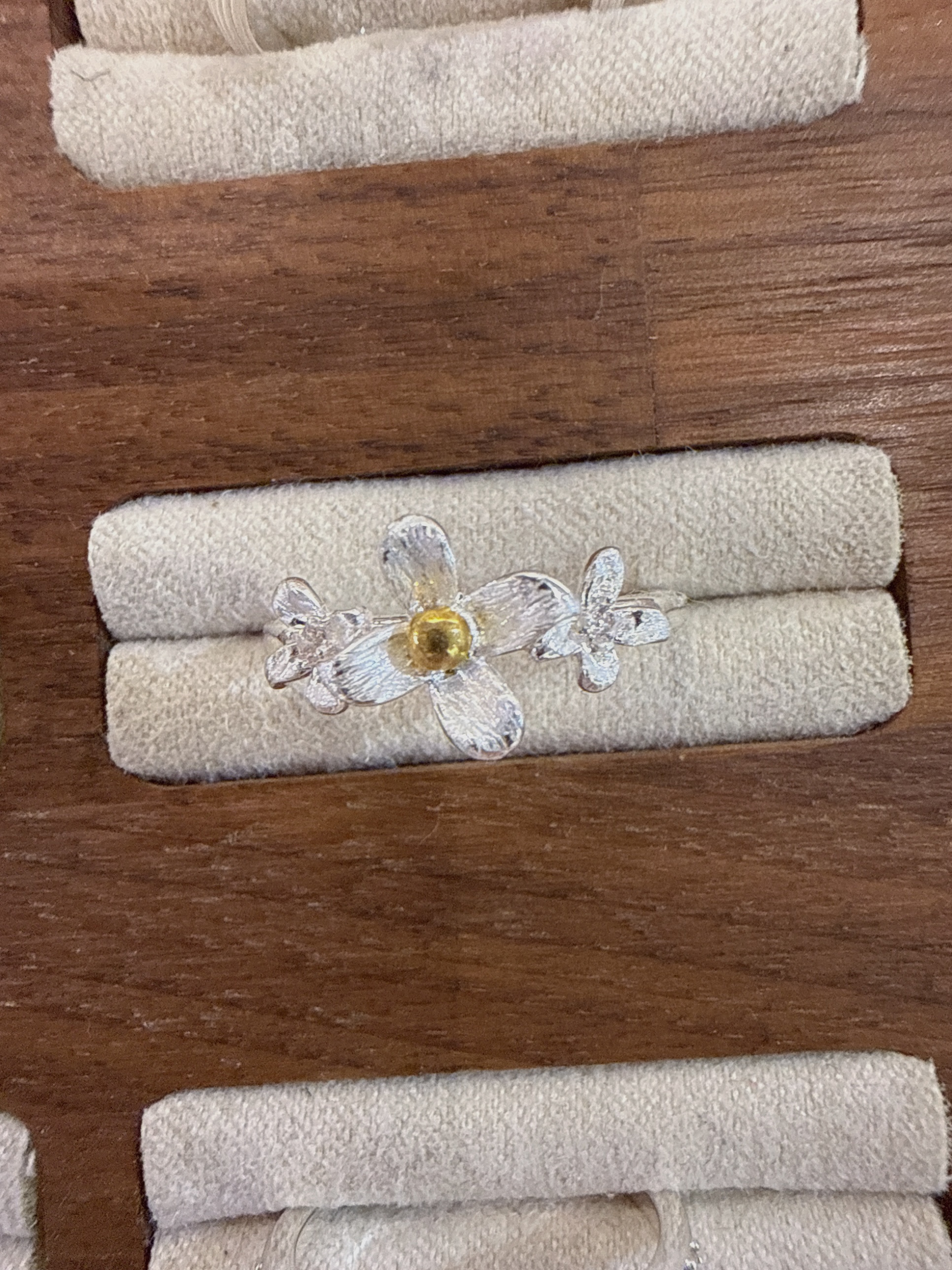 [Acc💍] 🇰🇷 - IB490057