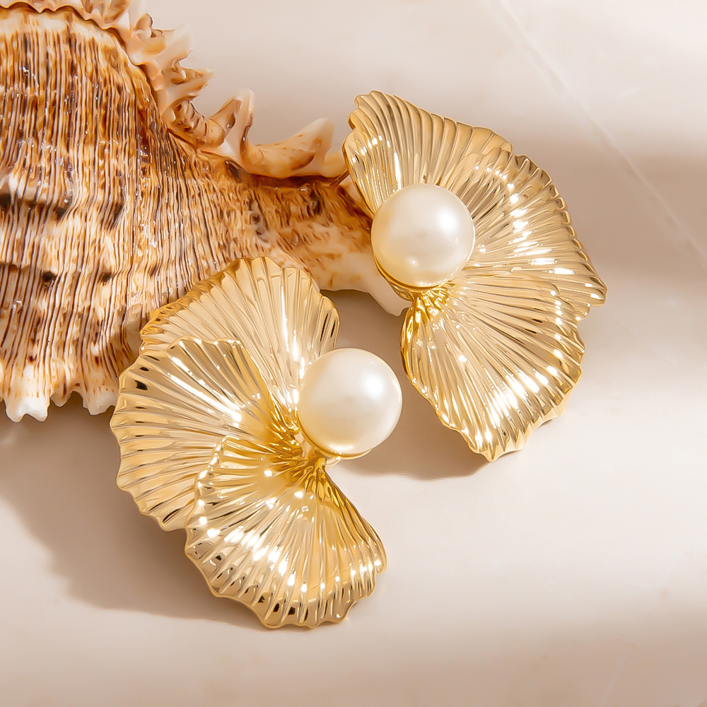 Pearl Flower Earrings