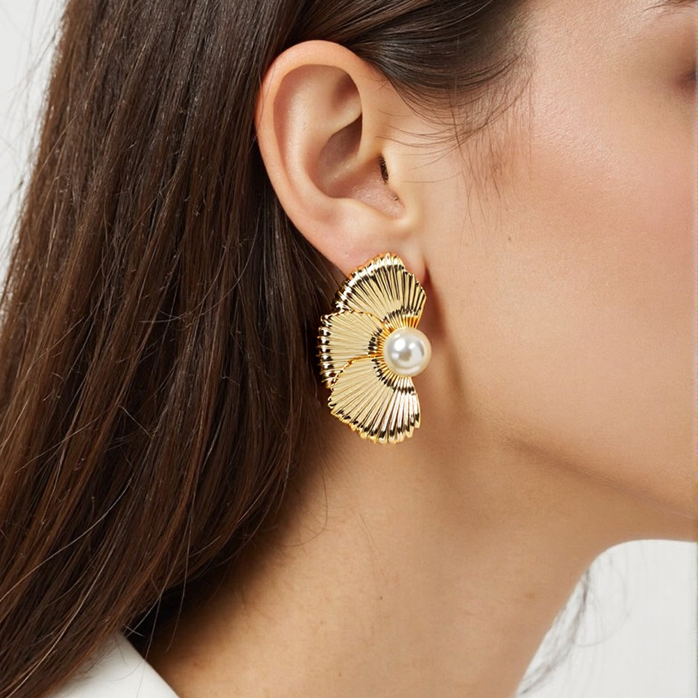 Pearl Flower Earrings