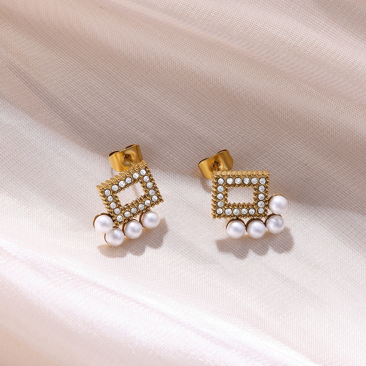 Butterfly Pearl Geometric Earrings