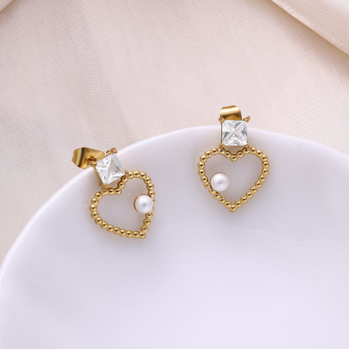 Butterfly Pearl Geometric Earrings