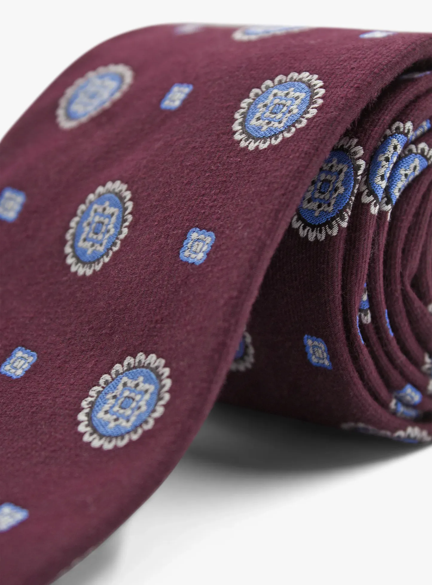 Bottinelli Italian Tie: Merlot with Sky Blue Medallions