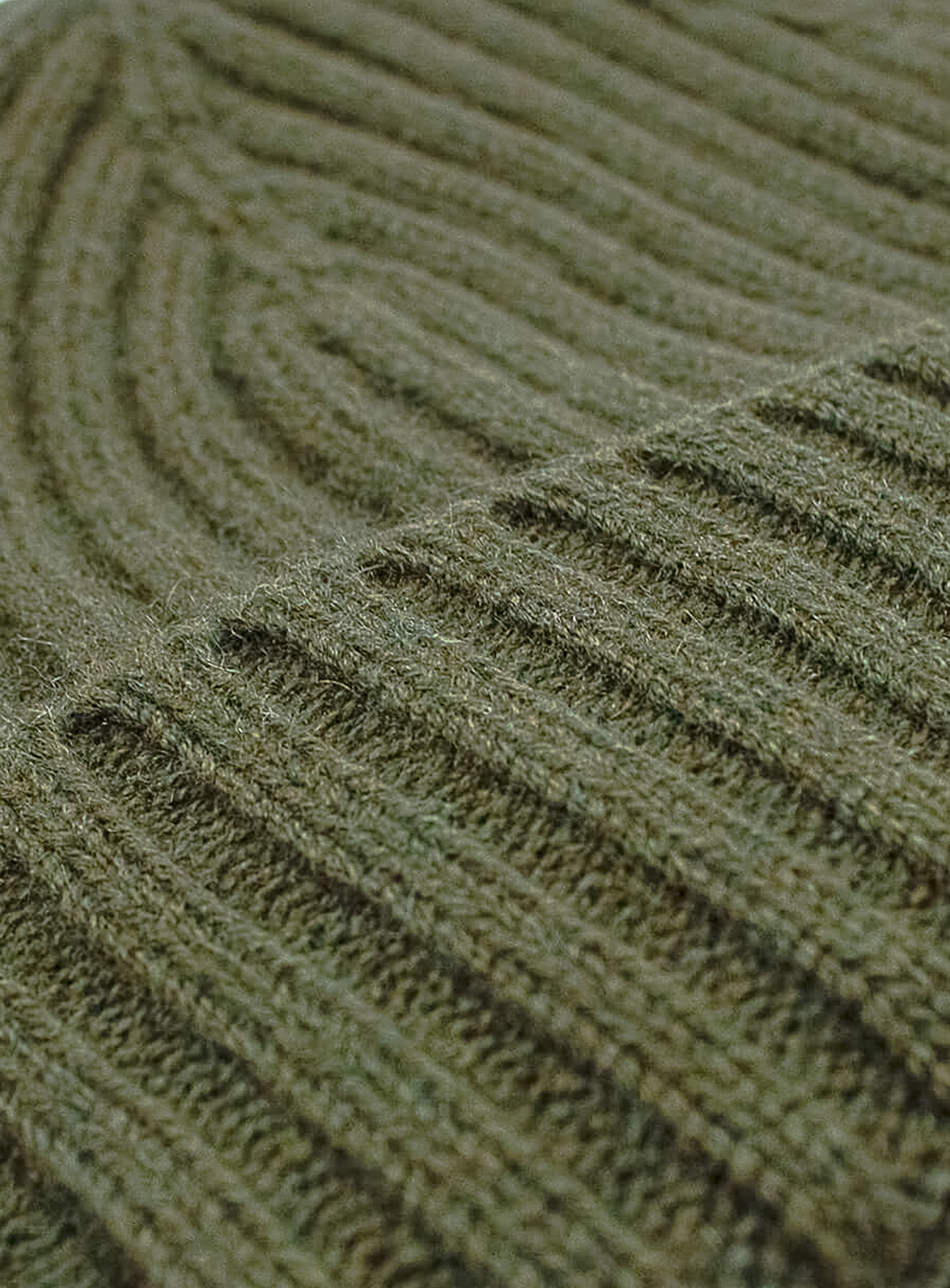 Olive Wool-Cashmere Ribbed Beanie