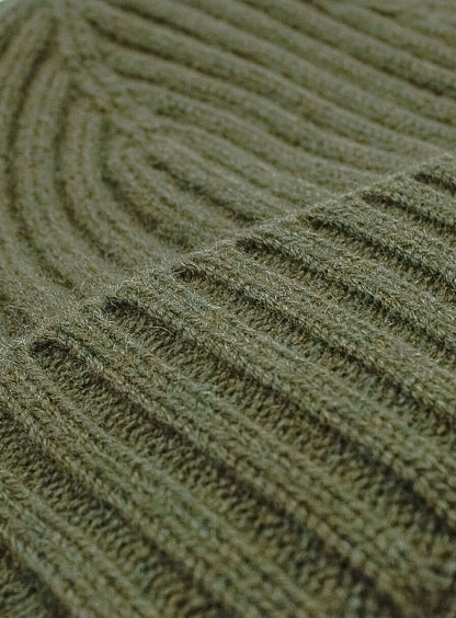 Olive Wool-Cashmere Ribbed Beanie