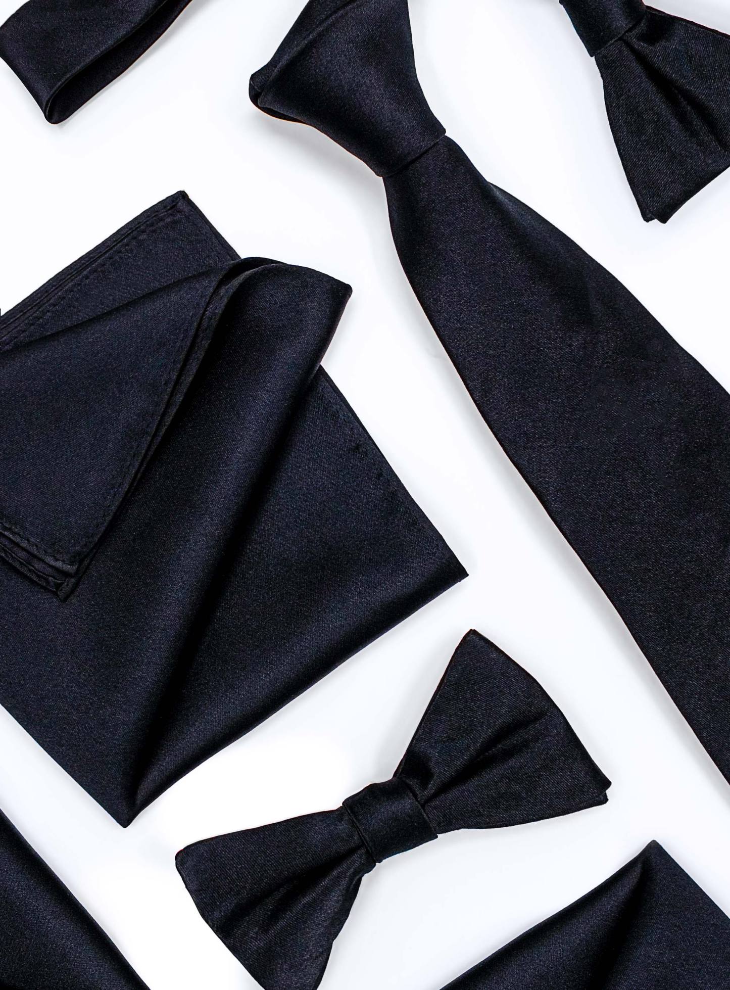 Men {collection_title} Essential Black Silk Tie Peter Jackson