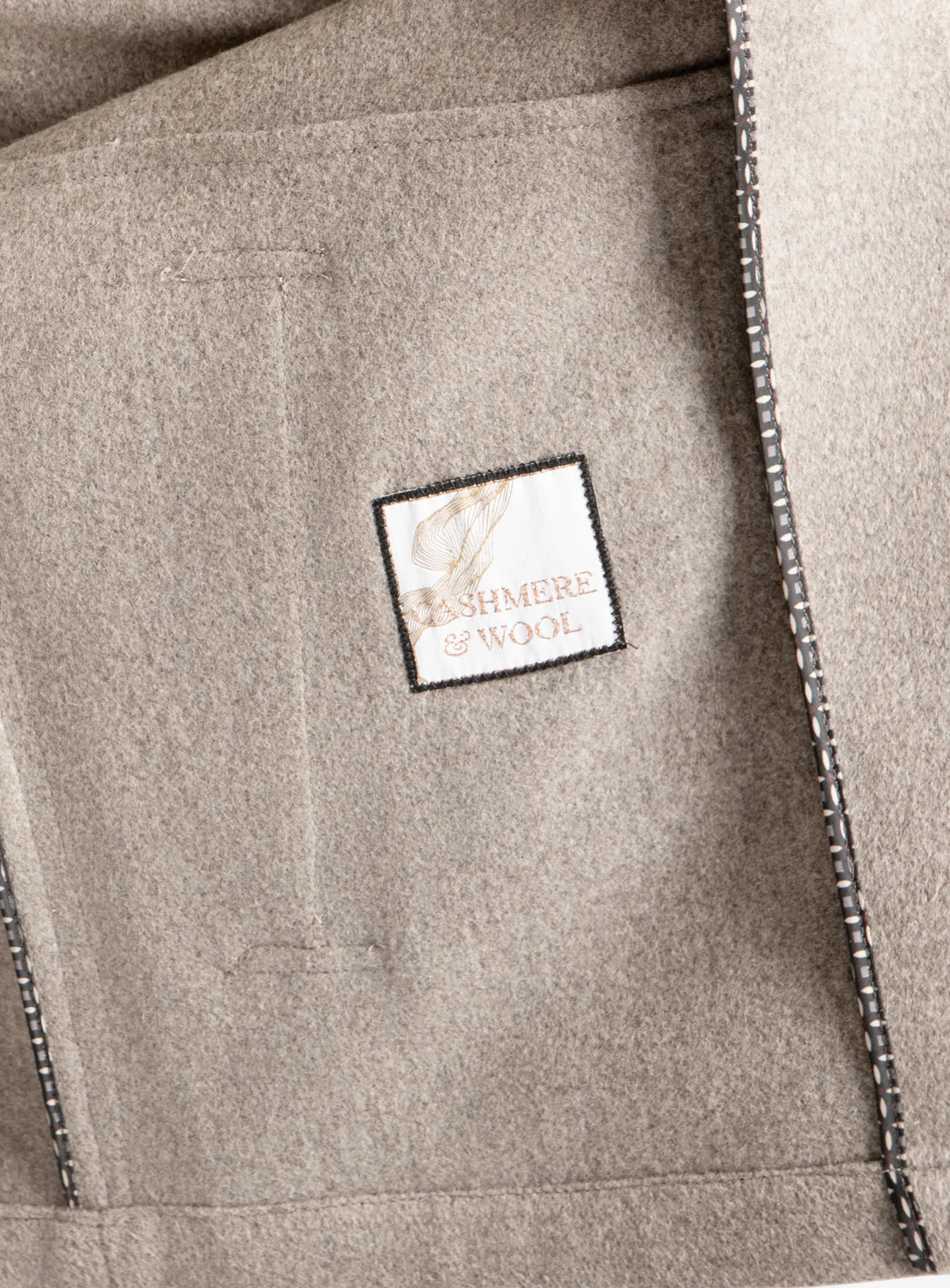 Caruso Yetian Cashmere Unlined Short Jacket