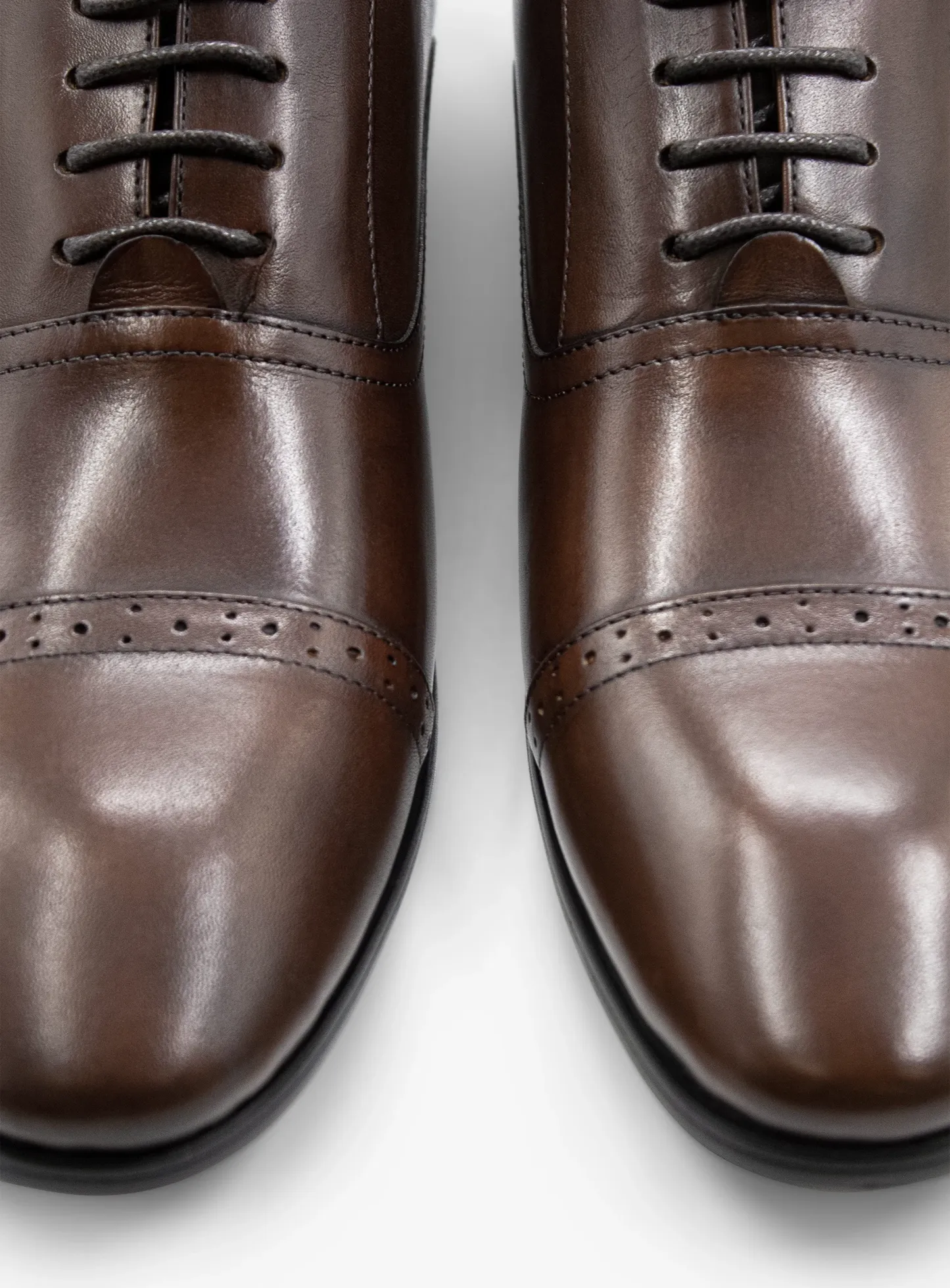 Vieri Brown Cap Derby