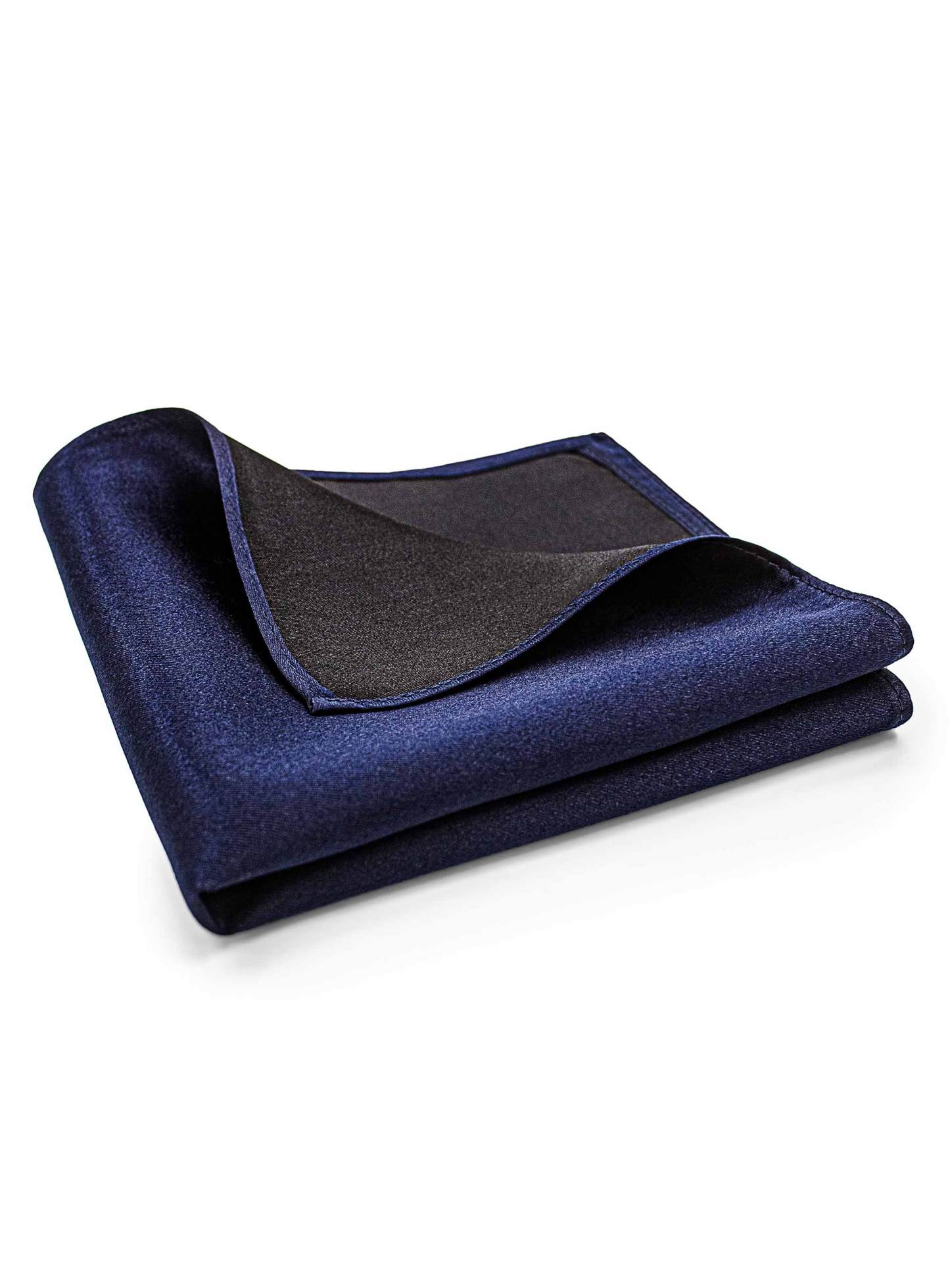 Men {collection_title} Essential Navy Pocket Square Peter Jackson