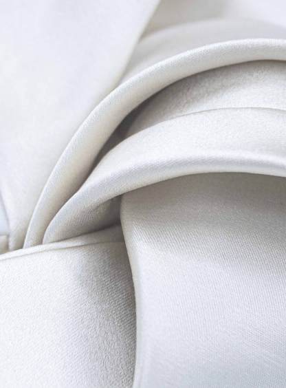 Men {collection_title} Essential White Silk Tie Peter Jackson