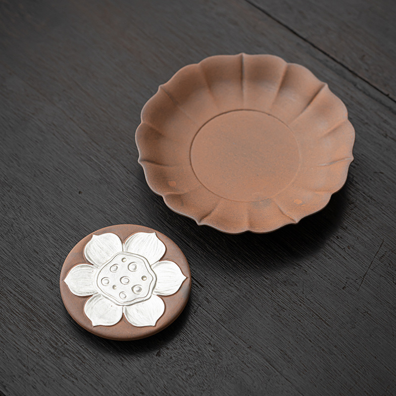 鎏銀粗陶老泥芳蓮壺承