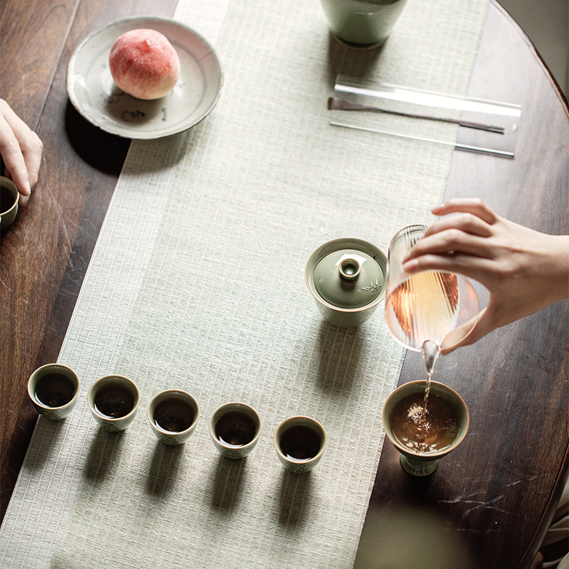 越窯龍泉青瓷手繪窗蘭丹秋茶葉罐