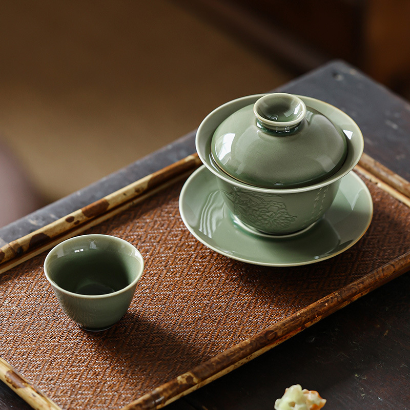 越窯青瓷折枝蓋碗