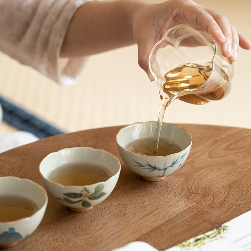 冰台手繪花口套杯