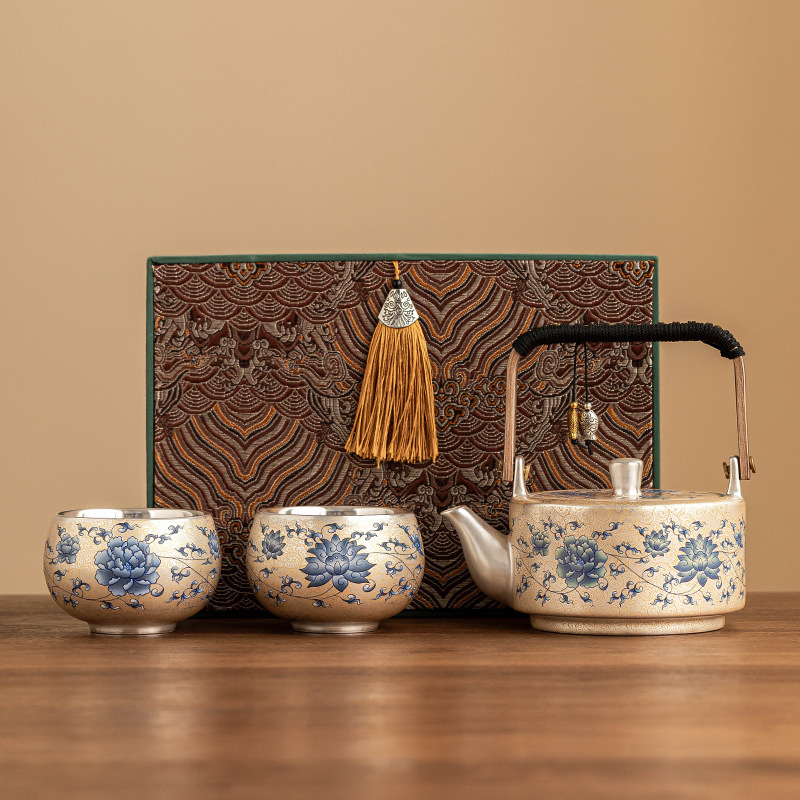 青花蓮韻鎏銀茶具