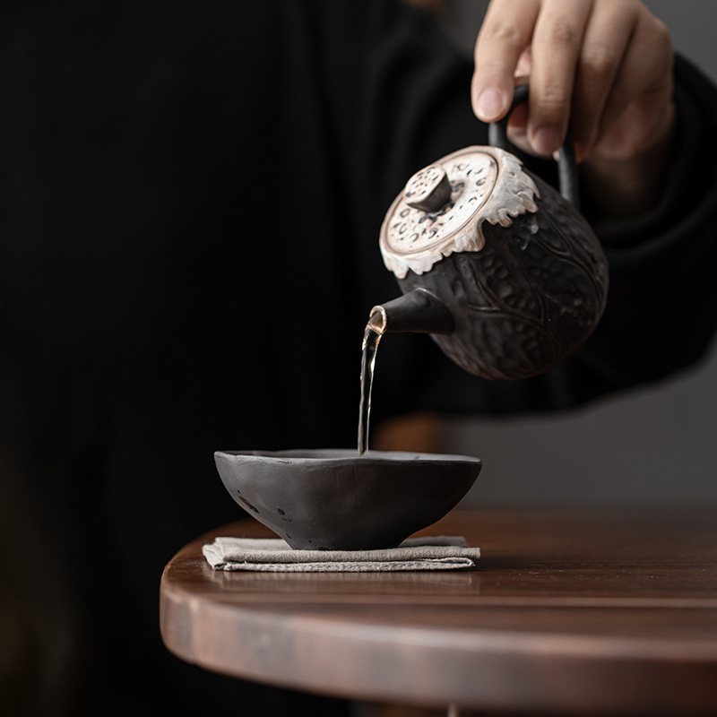 侘寂風手工陶瓷蓮蓬杯