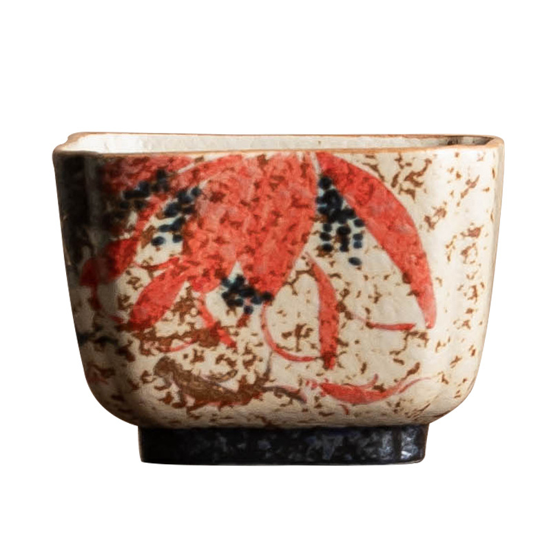 青花火石紅四方杯