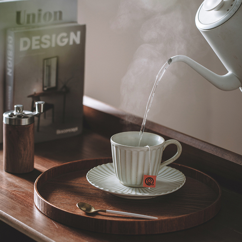 日本羅馬紋象牙白復古粗陶咖啡杯