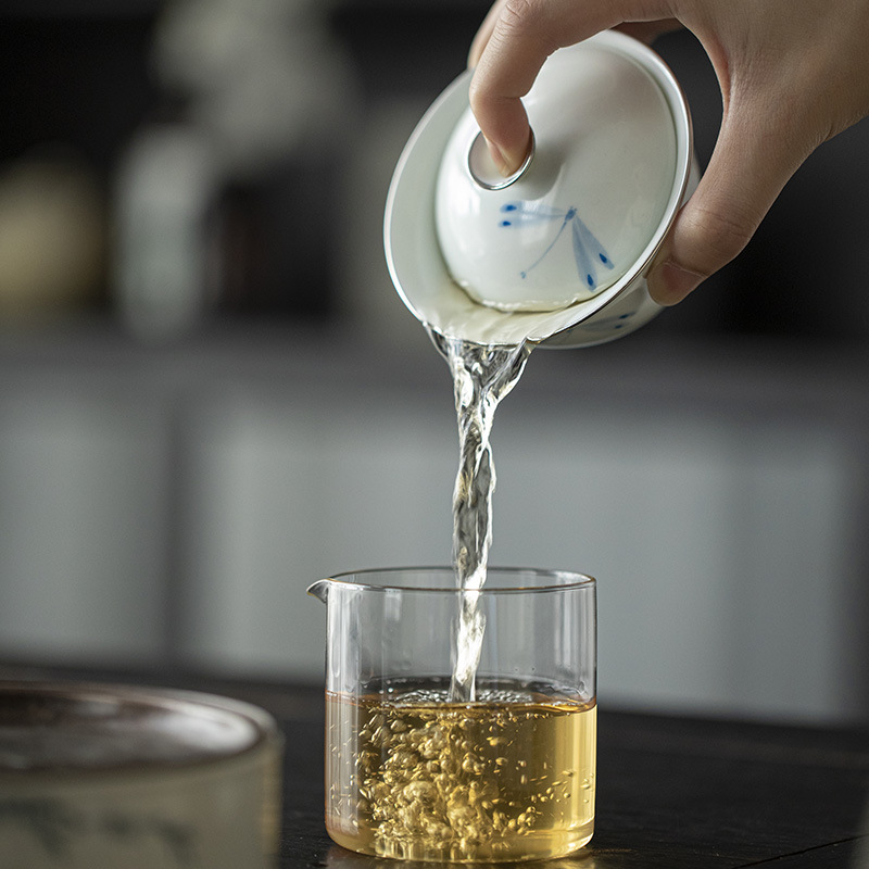 手繪青花陶瓷蓋碗蜻蜓吻釉