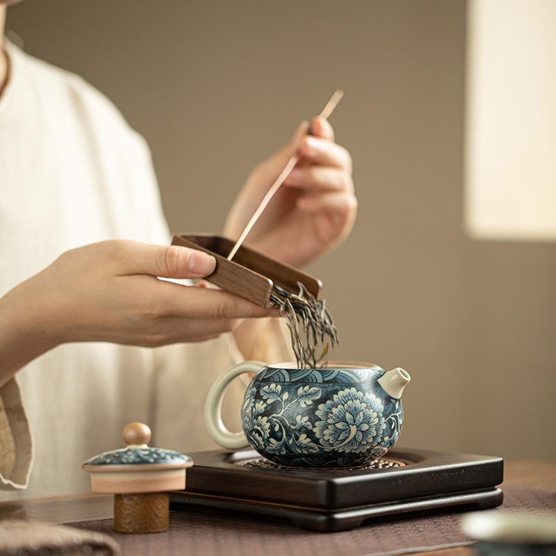 手工青花汝窑萬花西施壺