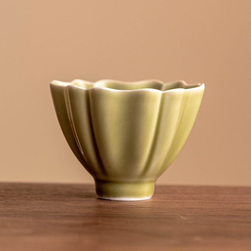 青瓷茶綠歡顏主人杯